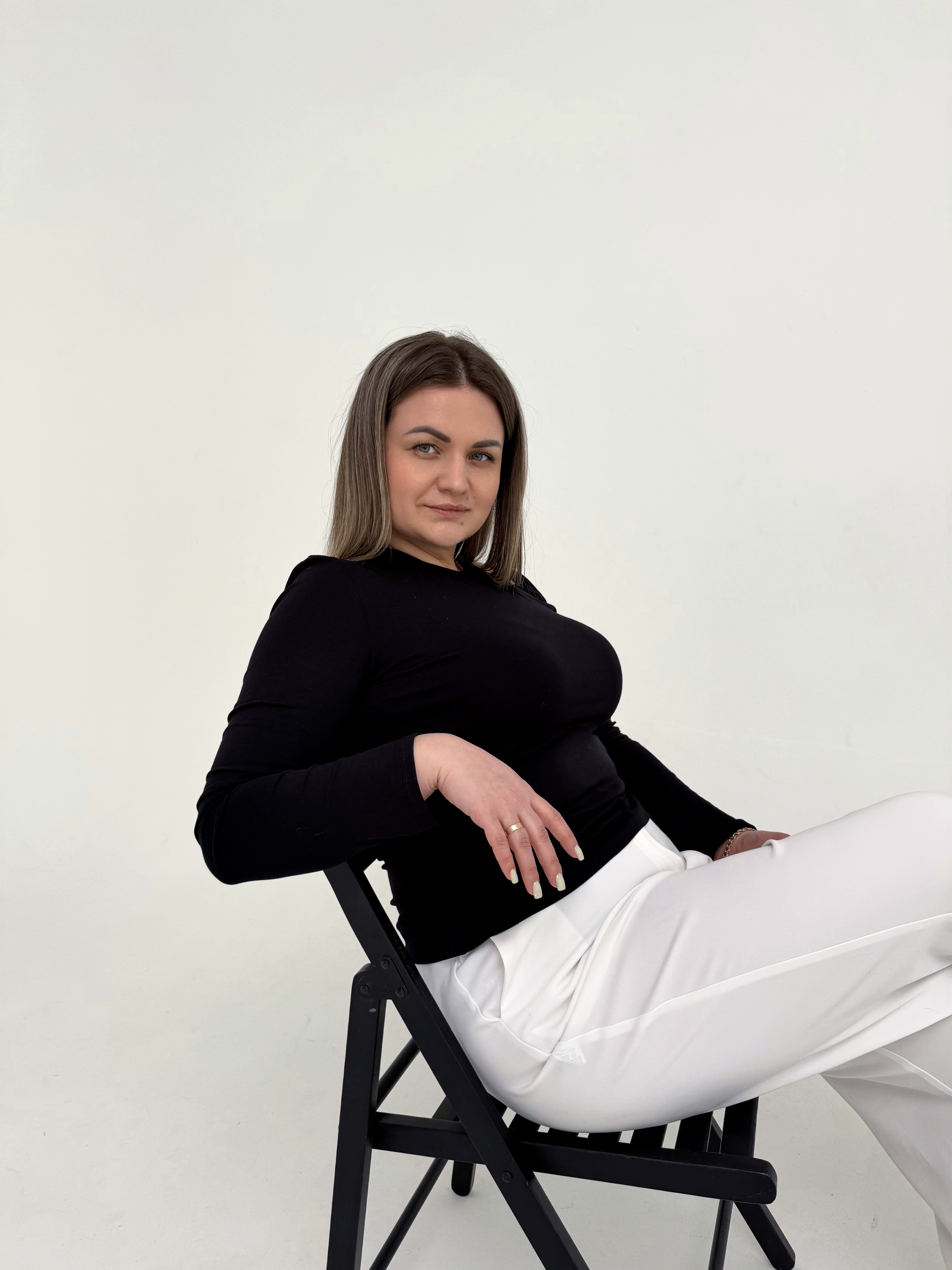 Юлія Перекопська — логіст
